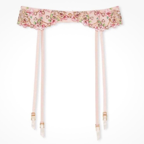VICTORIAS SECRET Floral Heart Embroidery bra and garter - Picture 7 of 9